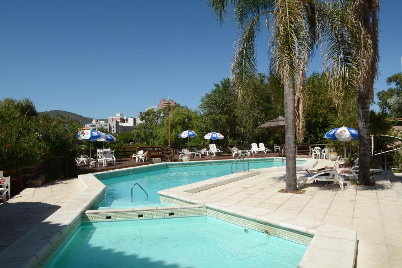 Hotel El Condado Villa Carlos Paz Esterno foto